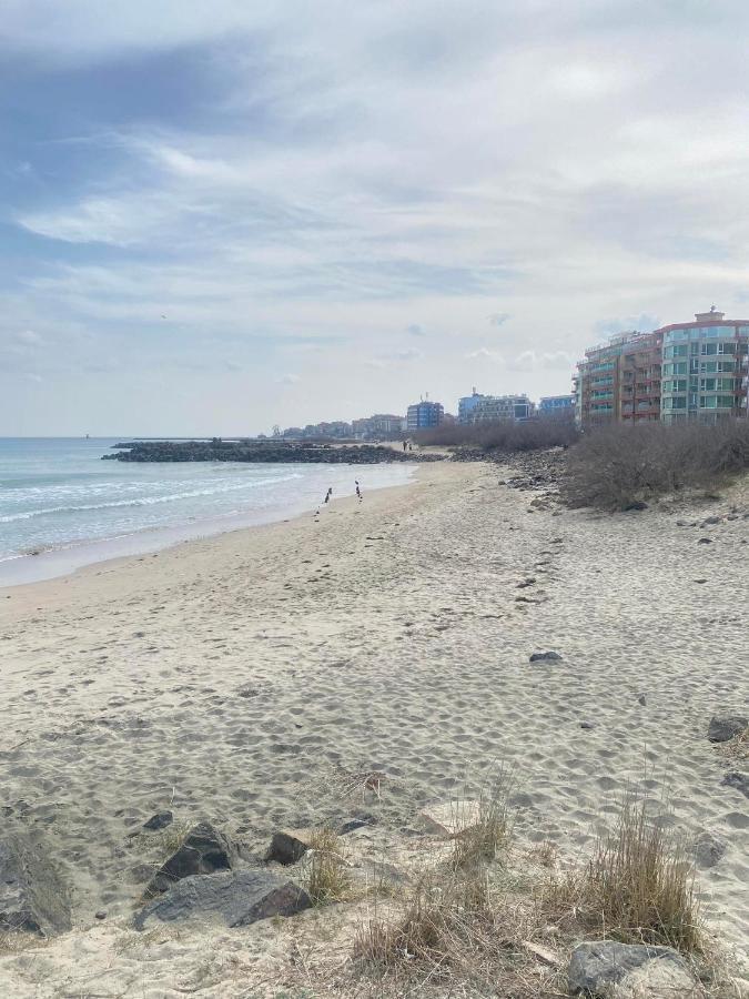 Sea View Apartment With Free Parking Pomorie Exterior photo